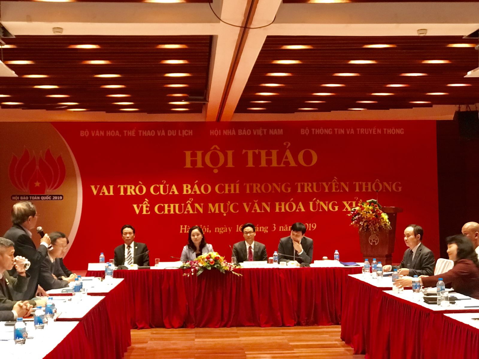 Tăng cường vai trò của báo chí trong truyền thông về chuẩn mực văn hóa ứng xử
