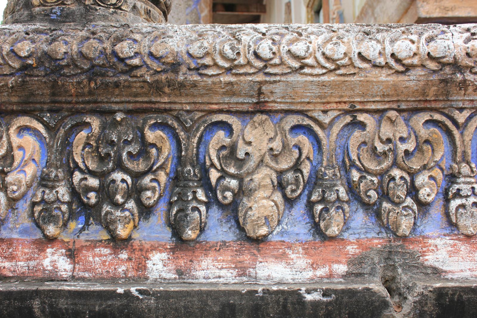 Hoa văn và nghệ thuật trang trí chùa Khmer ở Nam Bộ