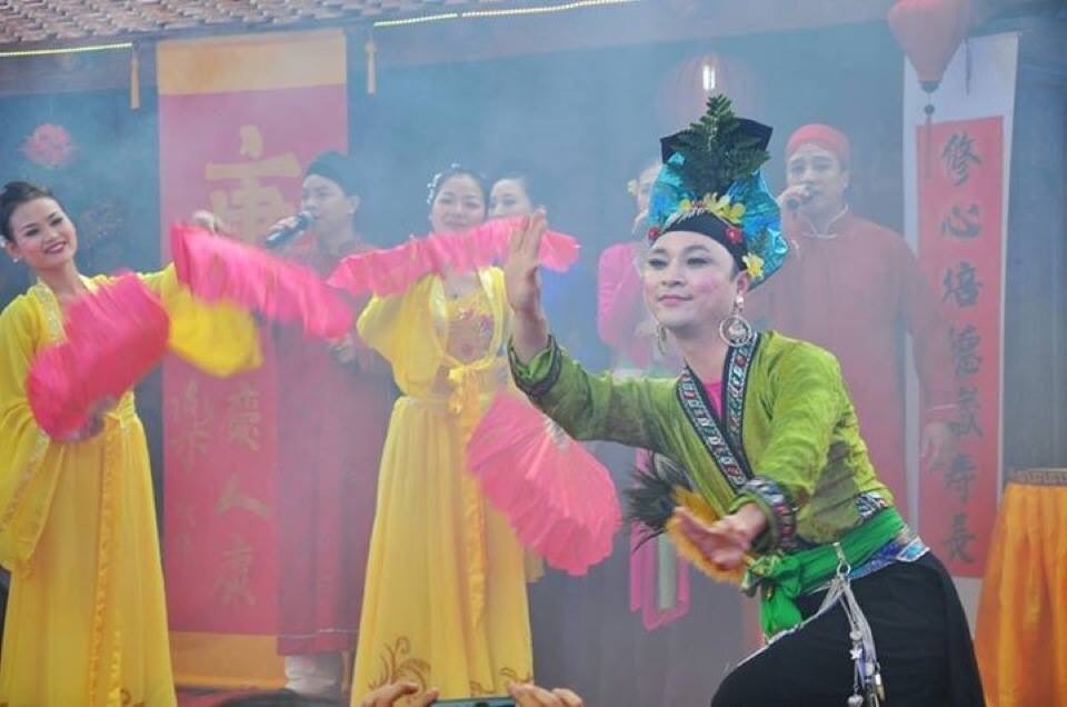 Cái đẹp và quyền lực trong tín ngưỡng thờ mẫu nhìn từ trang phục thanh đồng