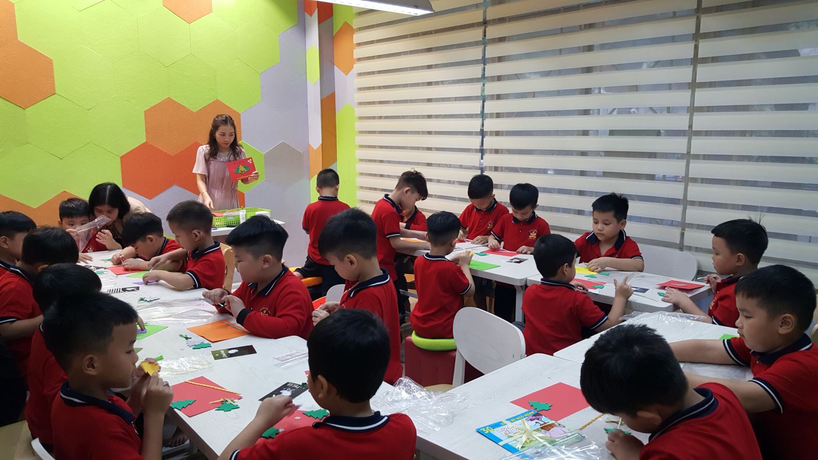 Thư viện văn hóa thiếu nhi với không gian sáng tạo "học qua hành"