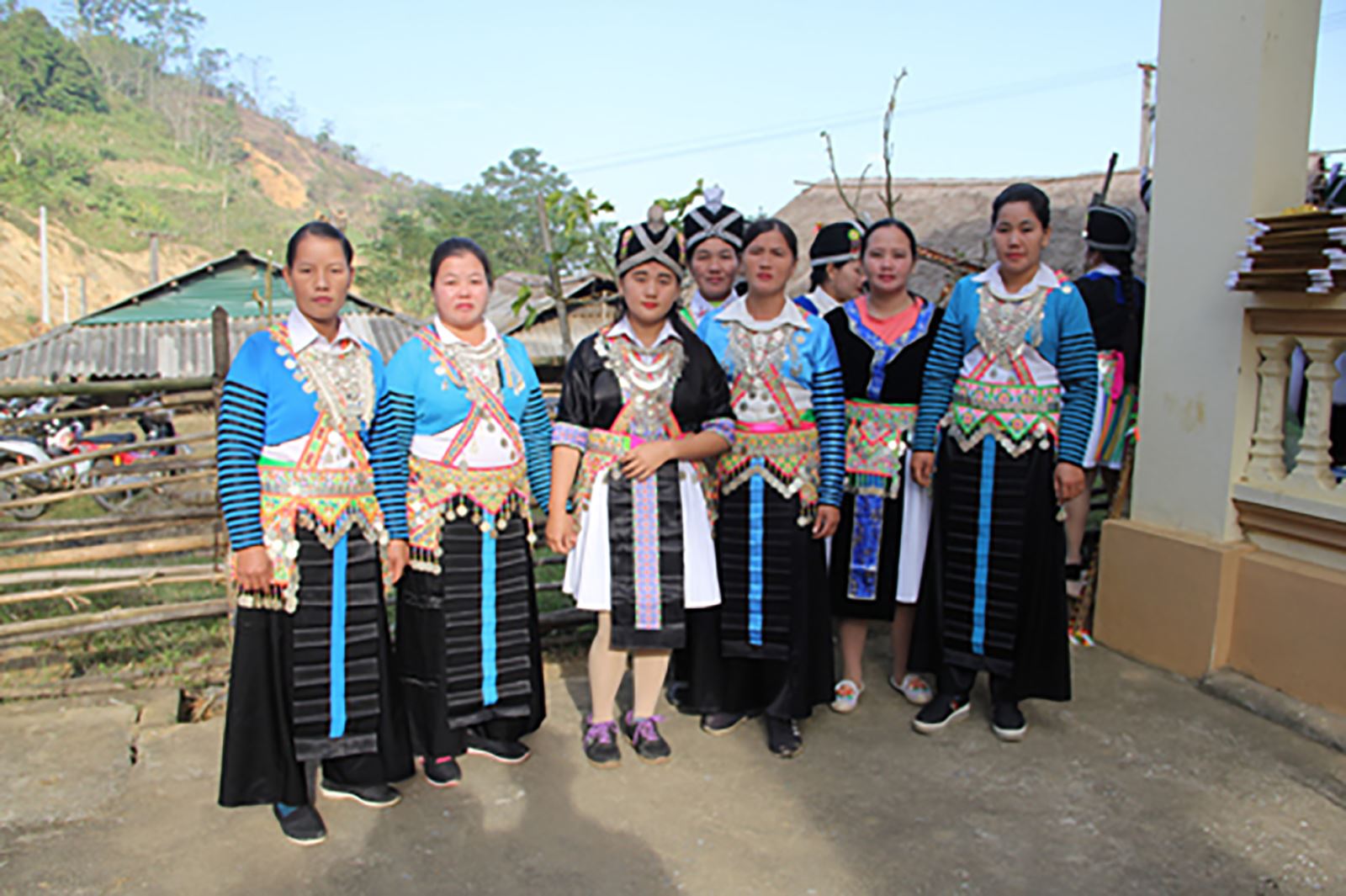 Trang phục của người Mông ở xứ Thanh