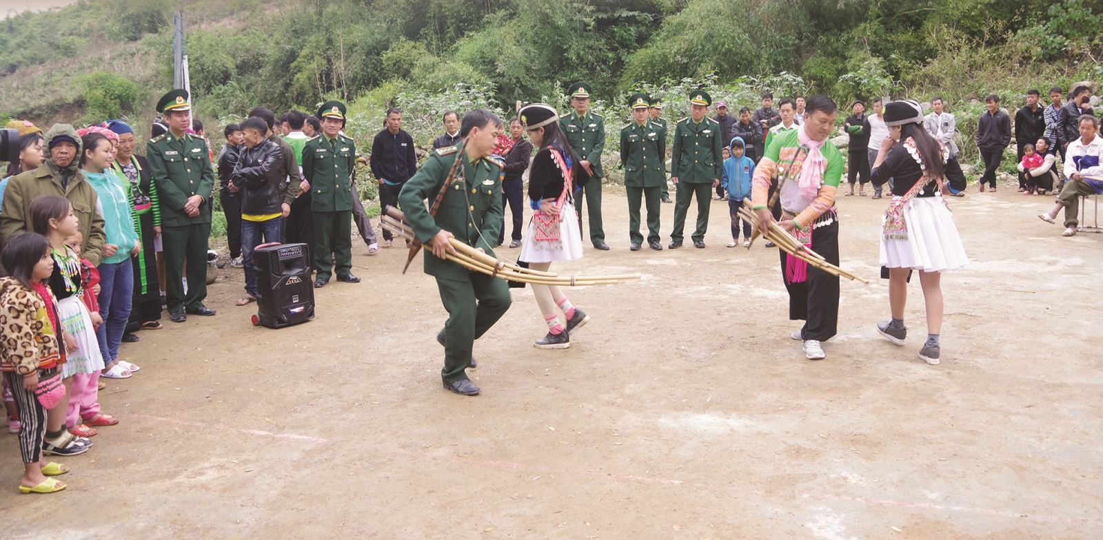 Du xuân đón Tết cùng đồng bào vùng cao xứ Thanh