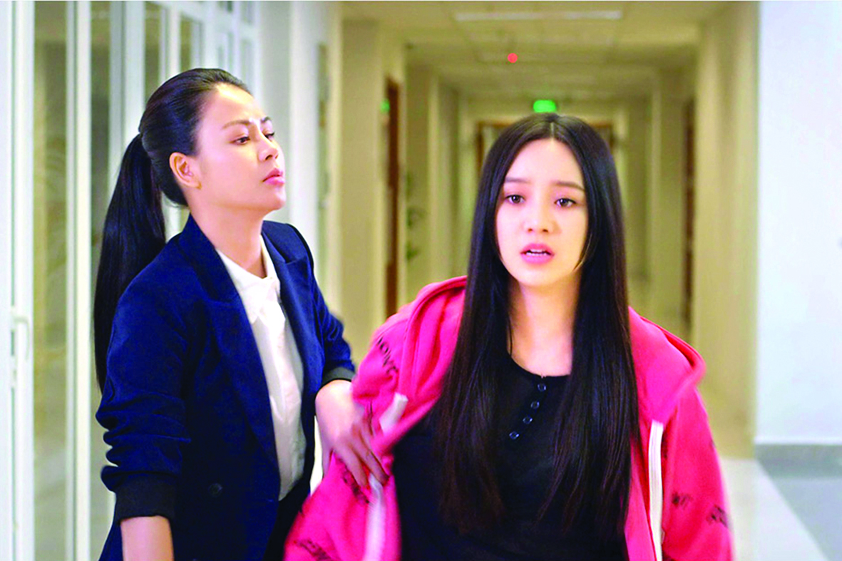 Phim Việt hóa: Loay hoay bài toán nghệ thuật và kinh tế
