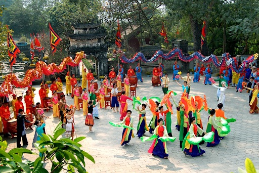 Quản lý thiết chế văn hóa cơ sở: Thực trạng và giải pháp