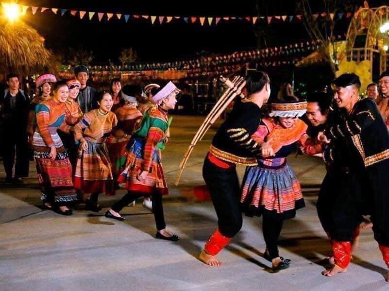 Tái hiện "Chợ tình Sa Pa" năm 2021