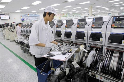 Tác động của Cách mạng Công nghiệp lần thứ tư đến sự phát triển của lực lượng sản xuất ở Việt Nam hiện nay