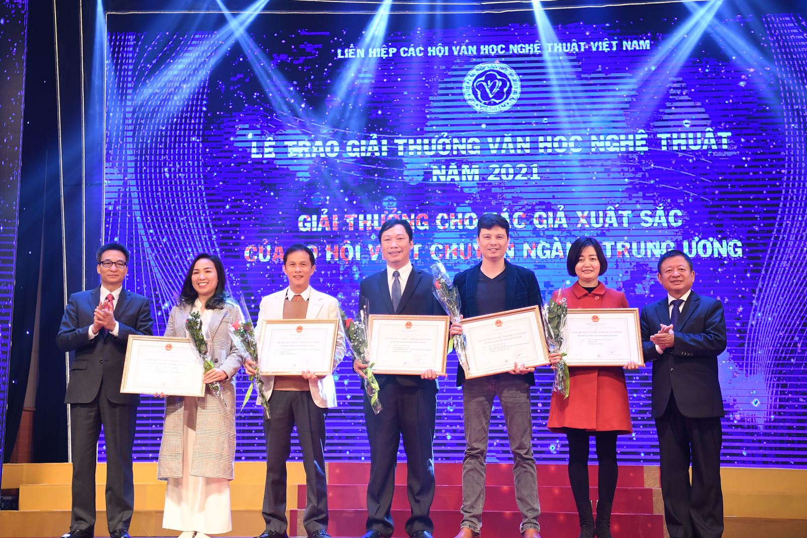 Trao giải thưởng Văn học Nghệ thuật năm 2021