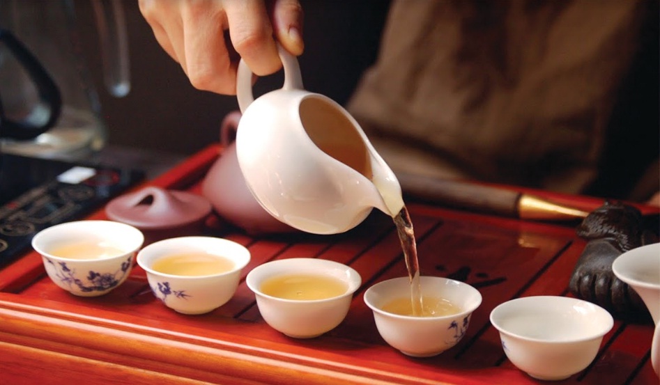 Năm mới nói chuyện trà