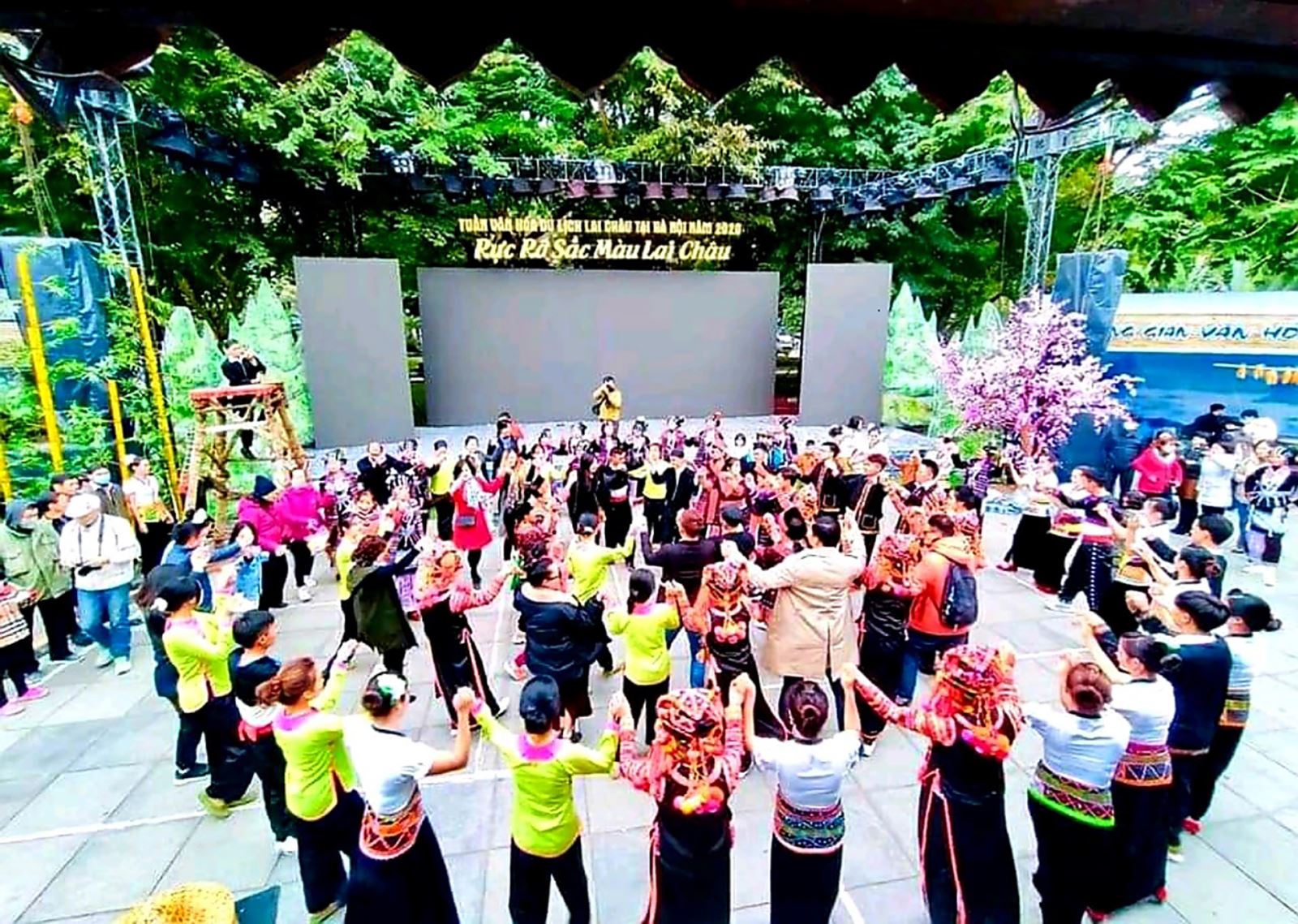 Lai Châu: Gắn kết di sản văn hóa với kinh tế du lịch