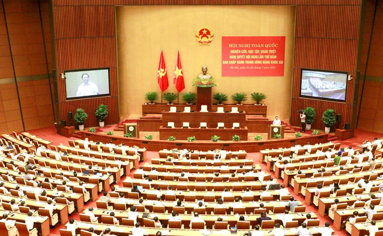 Hội nghị toàn quốc nghiên cứu, học tập, quán triệt Nghị quyết Trung ương 5, khóa XIII 