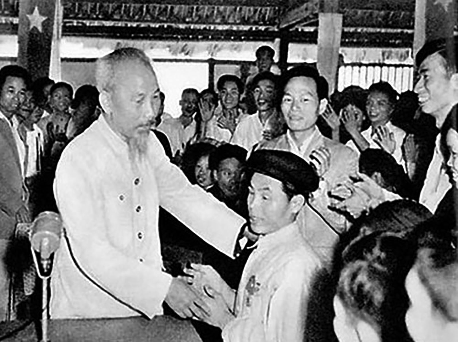 Đạo lý, thành kính, tri ân và trách nhiệm