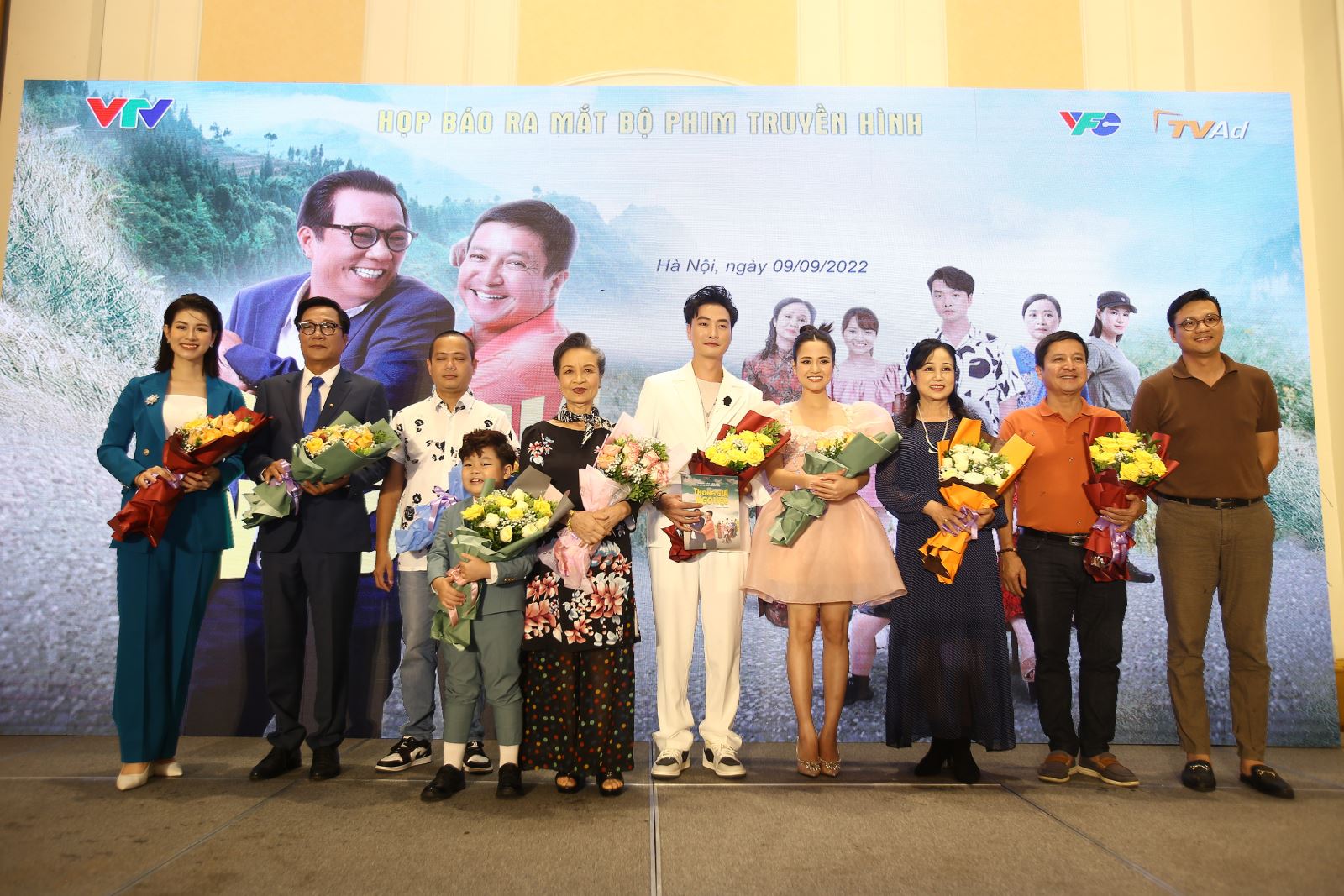  Phim sắp phát sóng “Thông gia ngõ hẹp”: đượm màu hài hước, dí dỏm