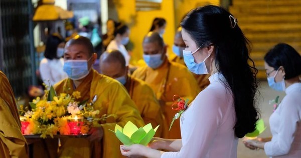 Biến đổi thực hành lễ chùa trong bối cảnh đại dịch COVID-19 