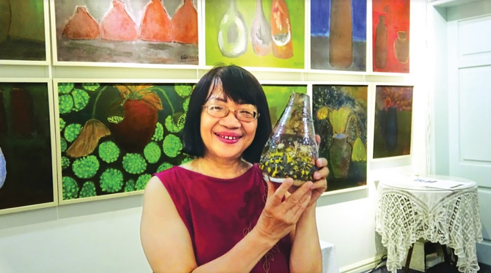 Nữ sĩ Giáng Vân - Chạm vào "Đời gốm"