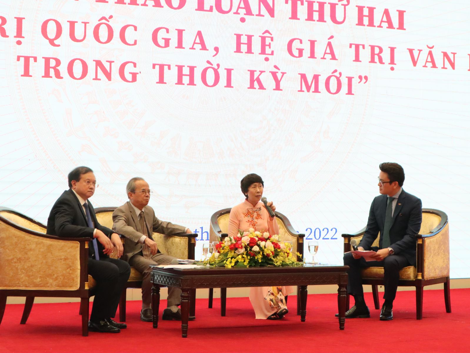 Nâng cao nhận thức về hệ giá trị quốc gia, hệ giá trị văn hóa trong thời kỳ mới