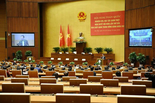 Tiếp tục cụ thể hóa chủ trương lớn của Đảng được xác định trong Cương lĩnh và Nghị quyết Đại hội XIII 