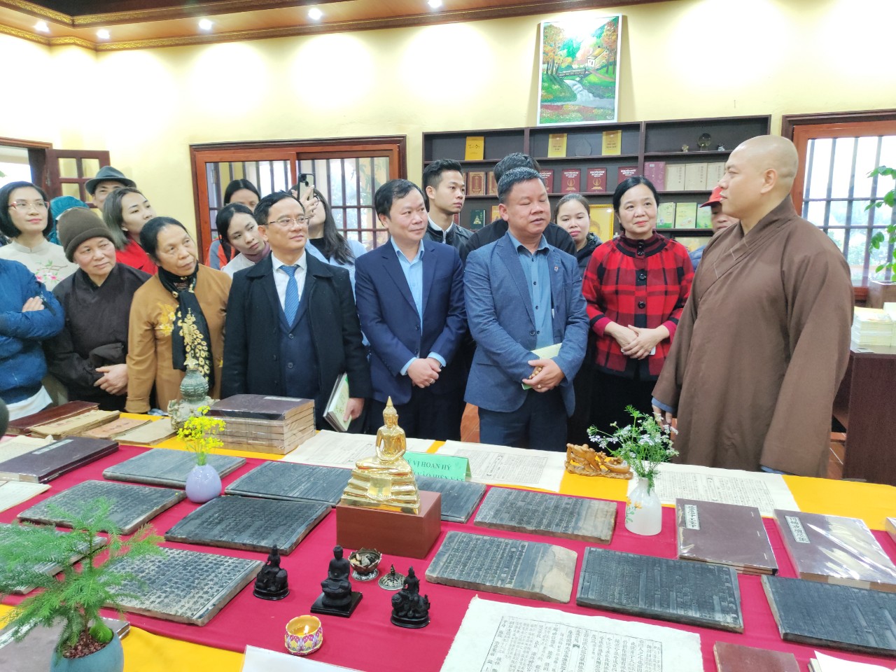 Triển lãm kinh sách Phật giáo