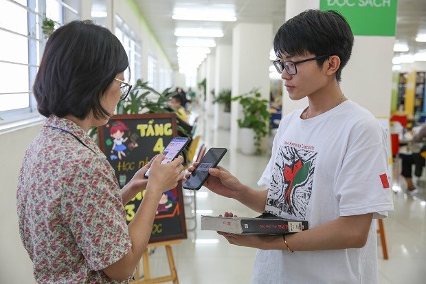 Xu hướng biến đổi văn hóa đọc của sinh viên các trường đại học nước ta trước tác động của Cách mạng công nghiệp 4.0