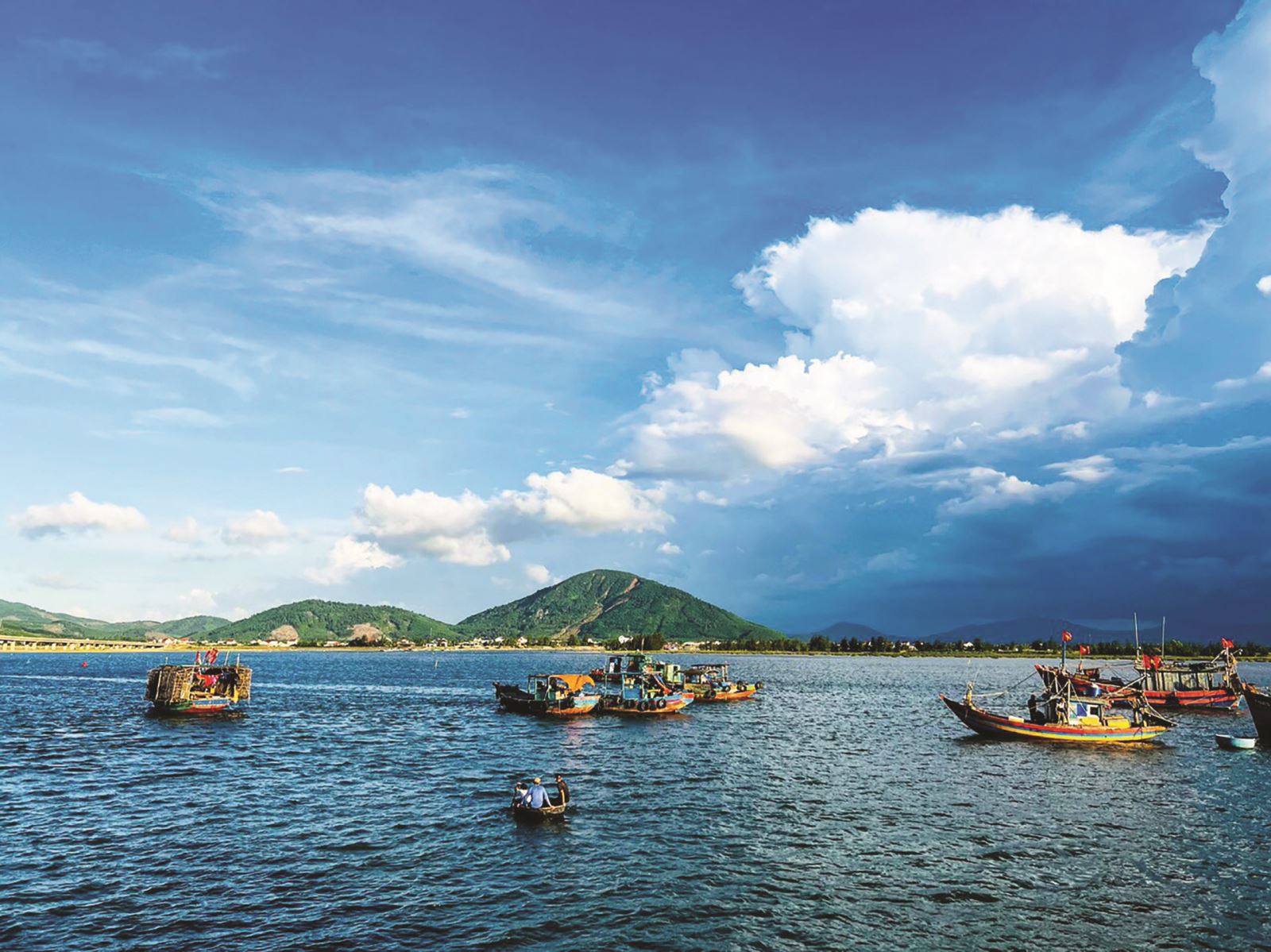Thương nhớ bến đò xưa