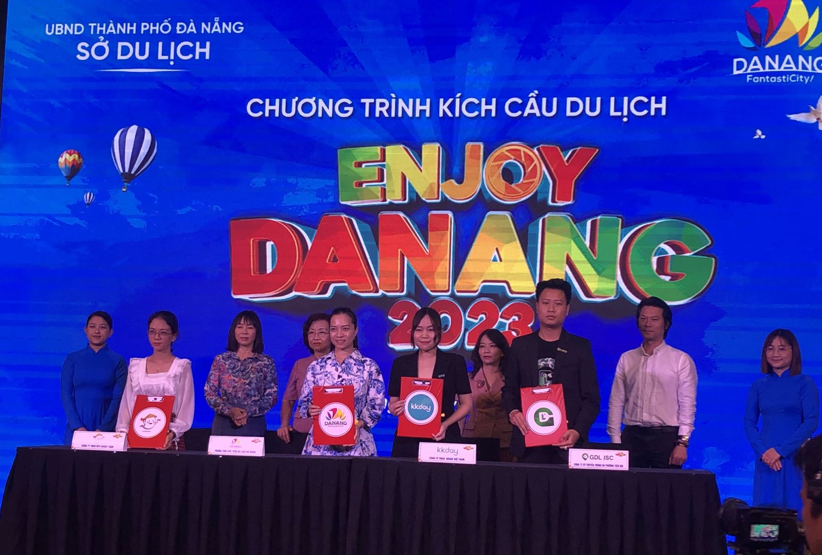 “Tận hưởng Đà Nẵng - Enjoy Da Nang”: phong phú các chương trình kích cầu du lịch