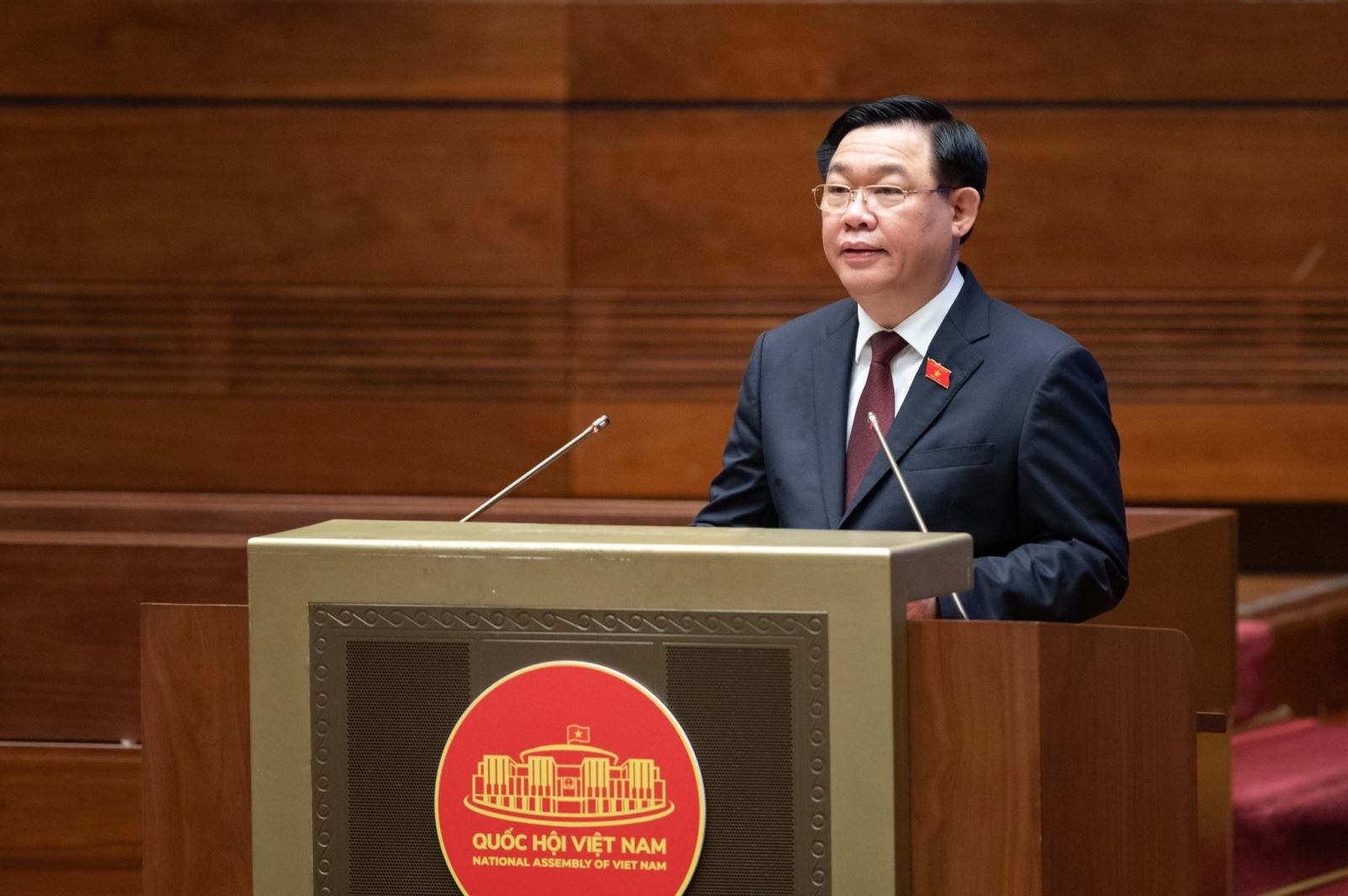 Chủ tịch Quốc hội Vương Đình Huệ: Chất vấn không chỉ góp phần giải quyết những vấn đề cấp bách, mà còn đề xuất giải pháp căn cơ, lâu dài