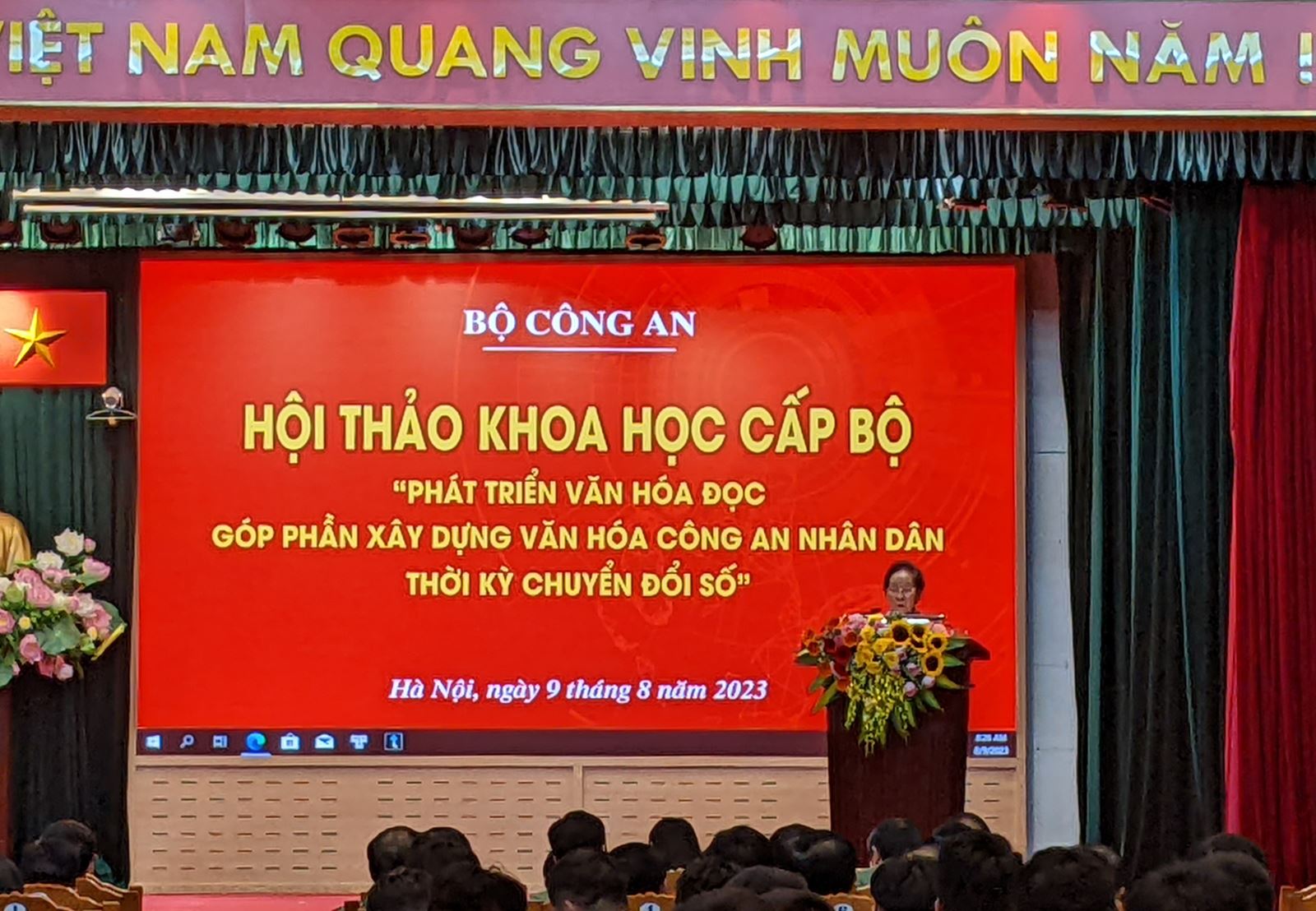 "Phát triển văn hóa đọc góp phần xây dựng văn hóa CAND thời kỳ chuyển đổi số"