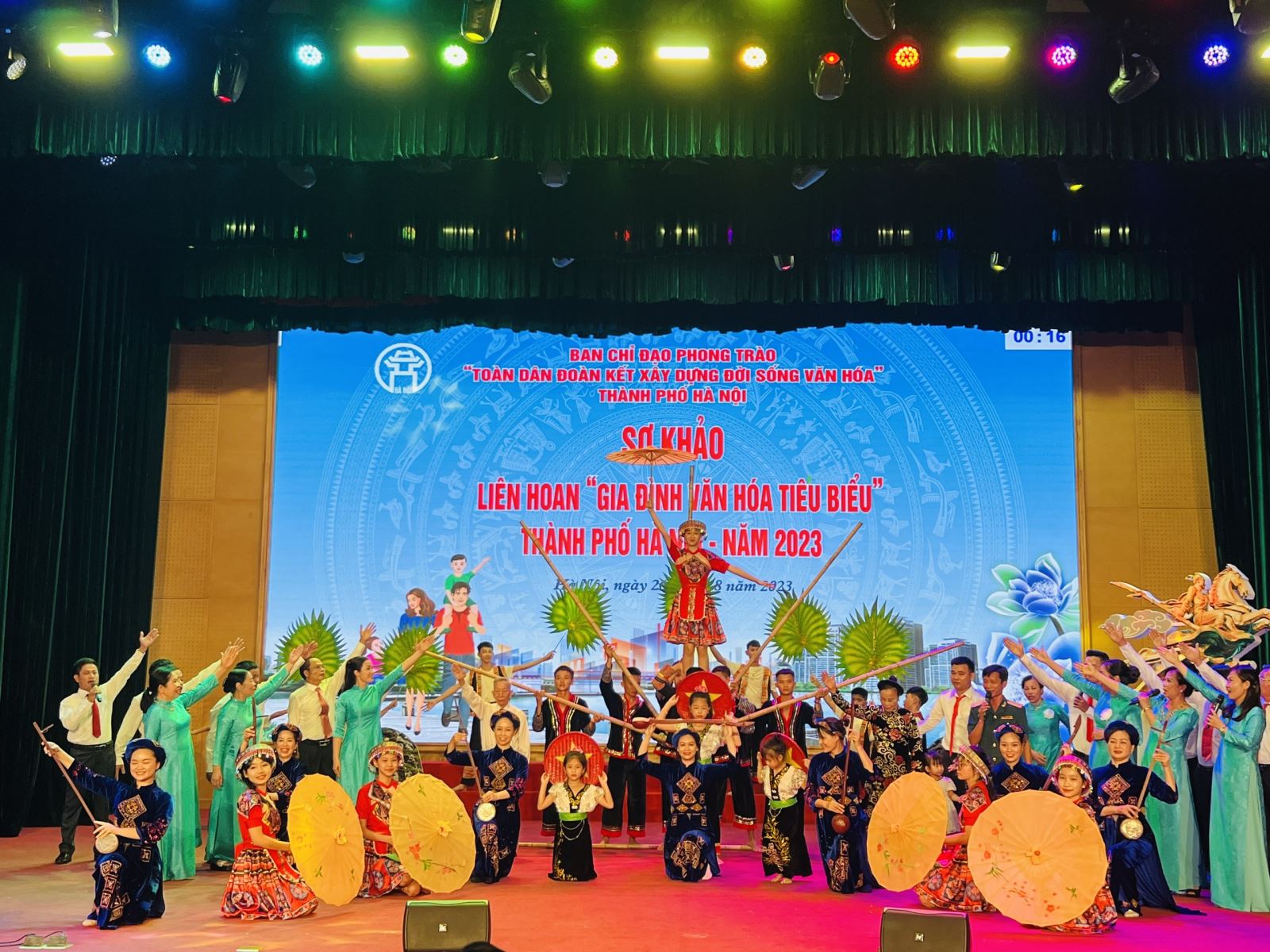6 huyện giành quyền vào vòng Chung khảo Liên hoan “Gia đình văn hóa tiêu biểu” thành phố Hà Nội lần thứ II - năm 2023