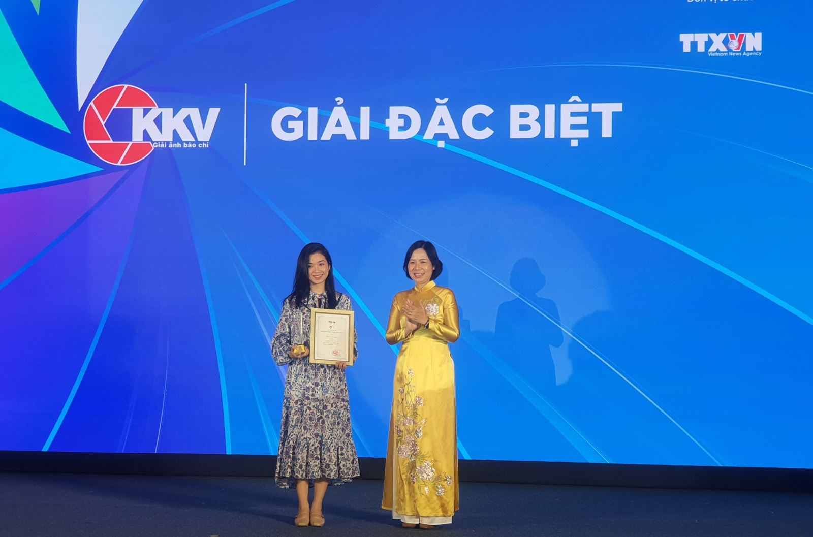 Giải ảnh báo chí Khoảnh khắc Vàng lần thứ 6: Trao thưởng 22 tác phẩm