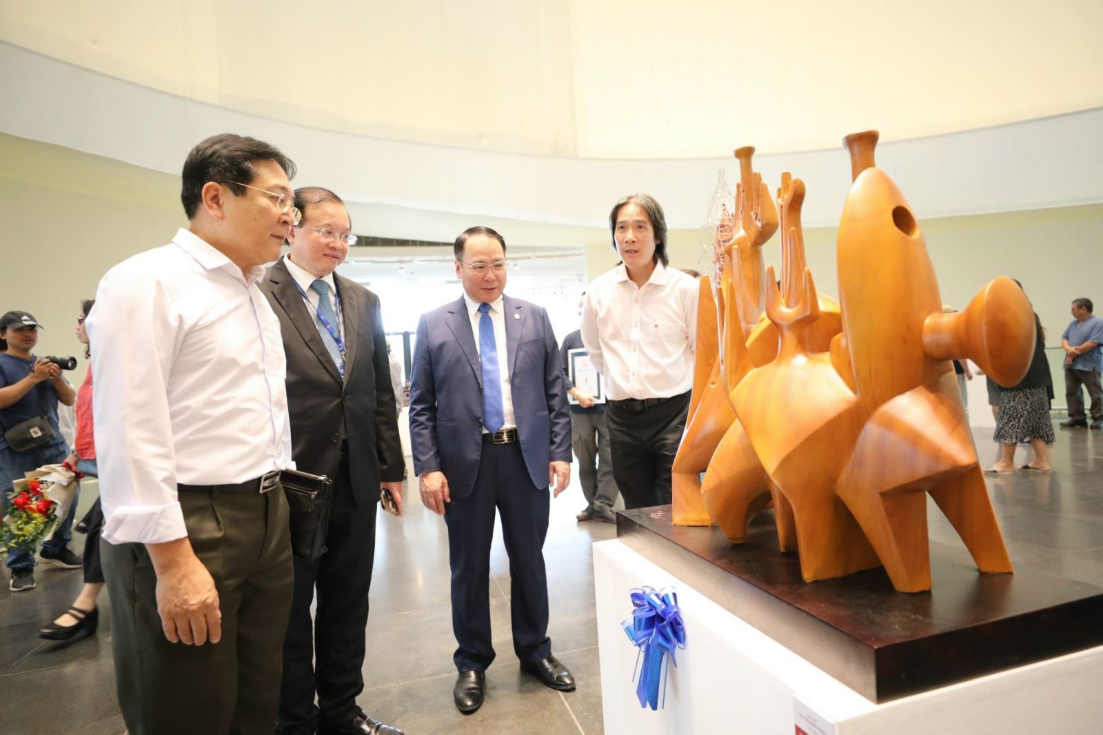 Trao giải cuộc thi và triển lãm 5 năm điêu khắc toàn quốc