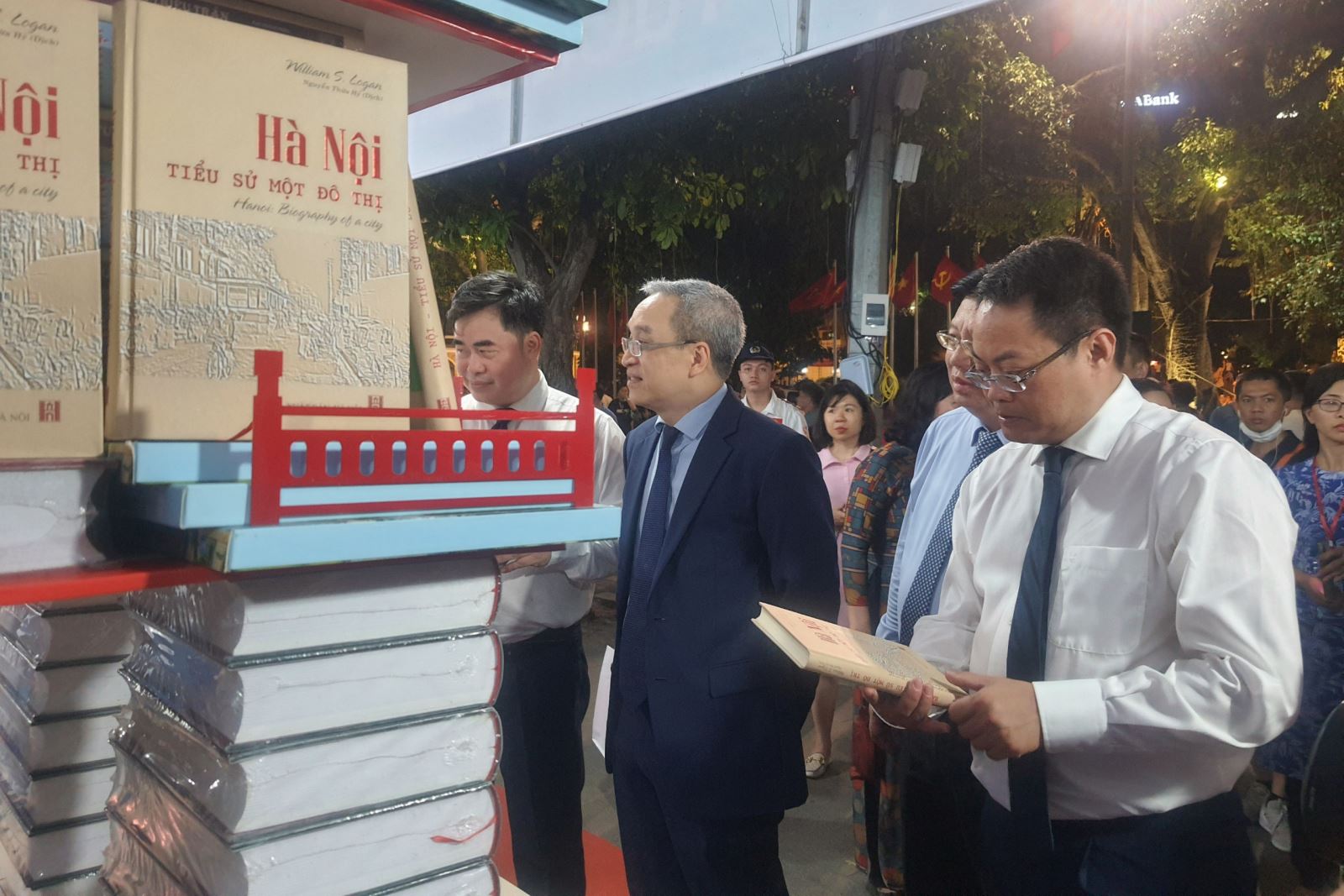 Hội sách Hà Nội 2023: “Thắp lửa tri thức - Kiến tạo tương lai”
