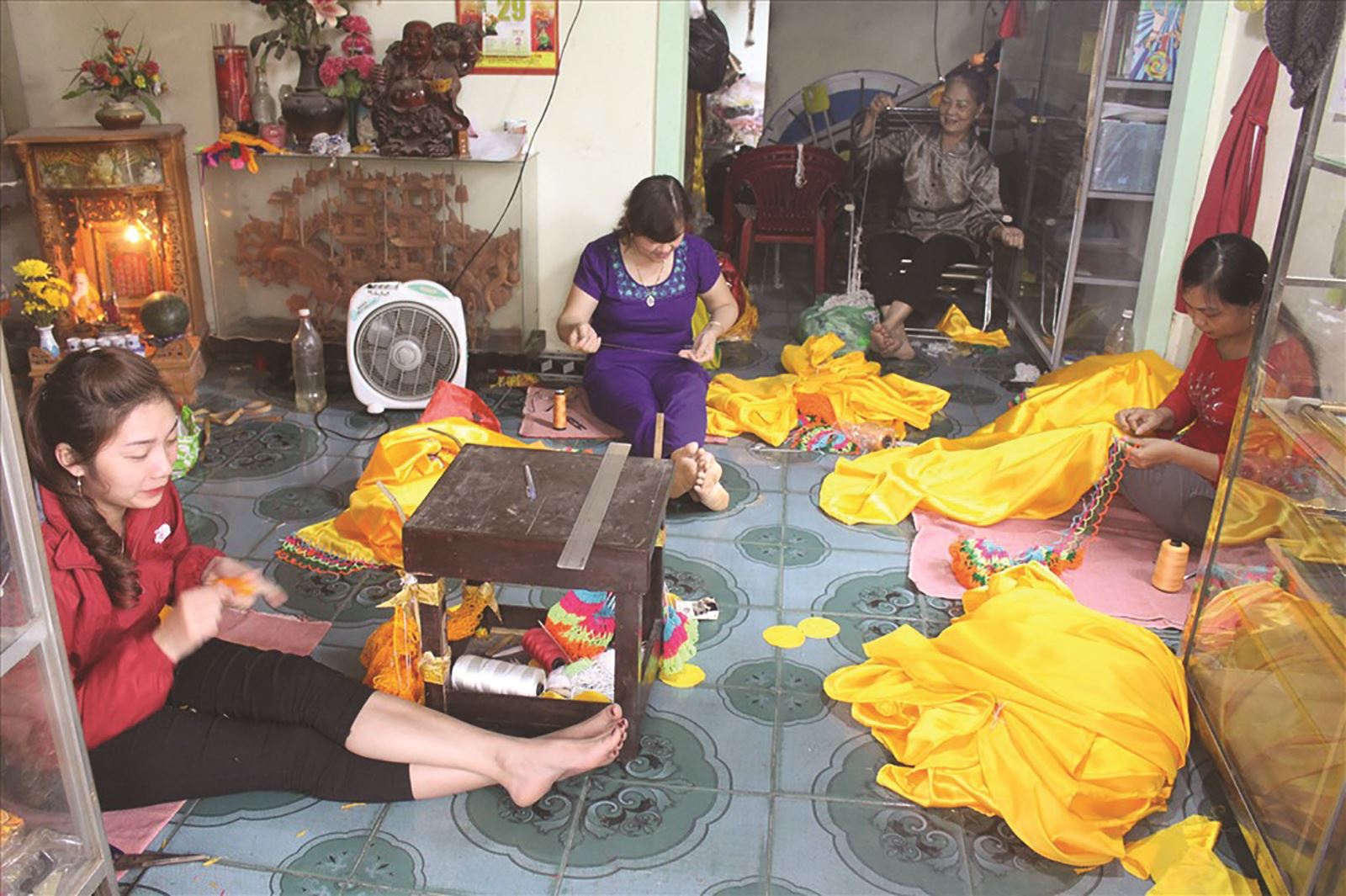 Khám phá nghề làm lọng cung đình Huế