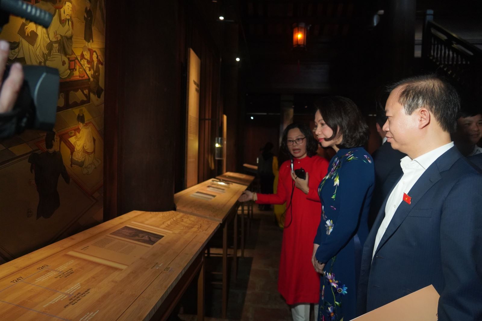 Hà Nội: Trưng bày “Khơi nguồn đạo học”