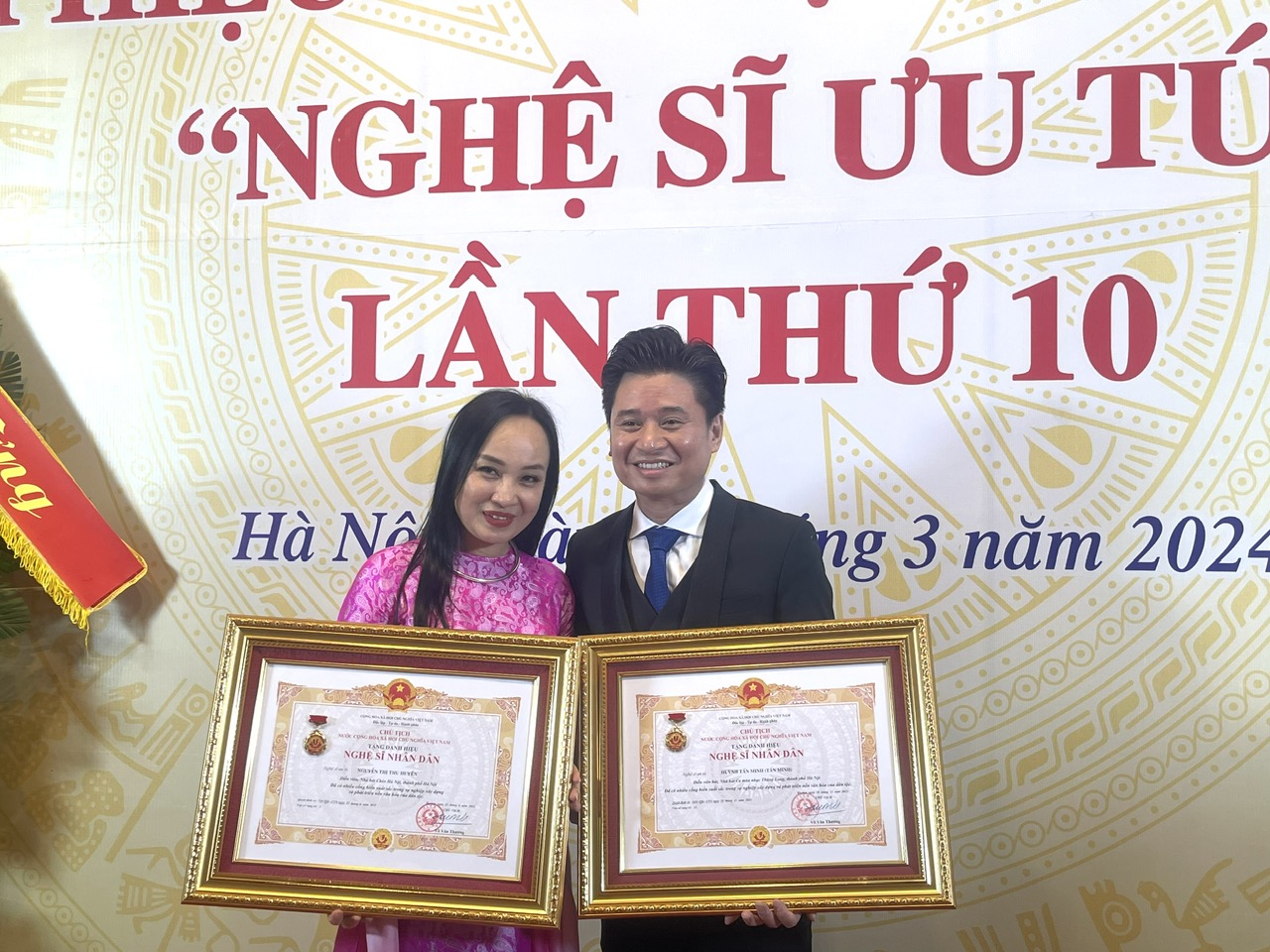 Cảm xúc của các nghệ sĩ khi đón nhận danh hiệu cao quý NSND, NSƯT