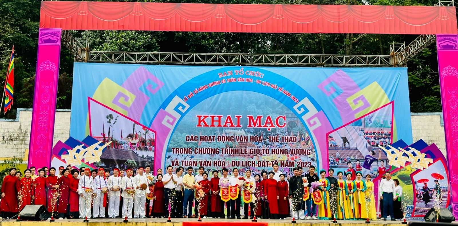 Phú Thọ: Nhiều hoạt động văn hóa hấp dẫn thu hút người dân và du khách tại Lễ hội Đền Hùng năm 2024