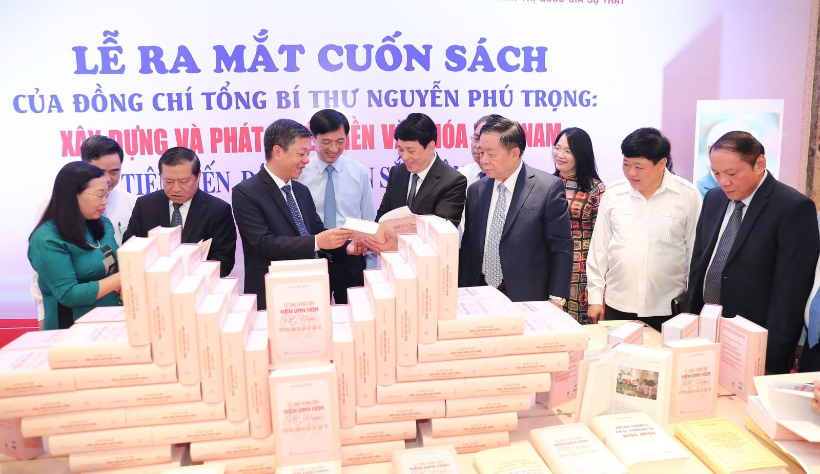 Ra mắt cuốn sách của Tổng Bí thư Nguyễn Phú Trọng về xây dựng và phát triển nền văn hóa Việt Nam