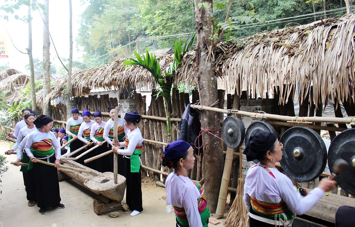 Nâng cao năng lực của người dân địa phương trong phát triển du lịch cộng đồng ở Khu bảo tồn thiên nhiên Pù Luông (Thanh Hóa)