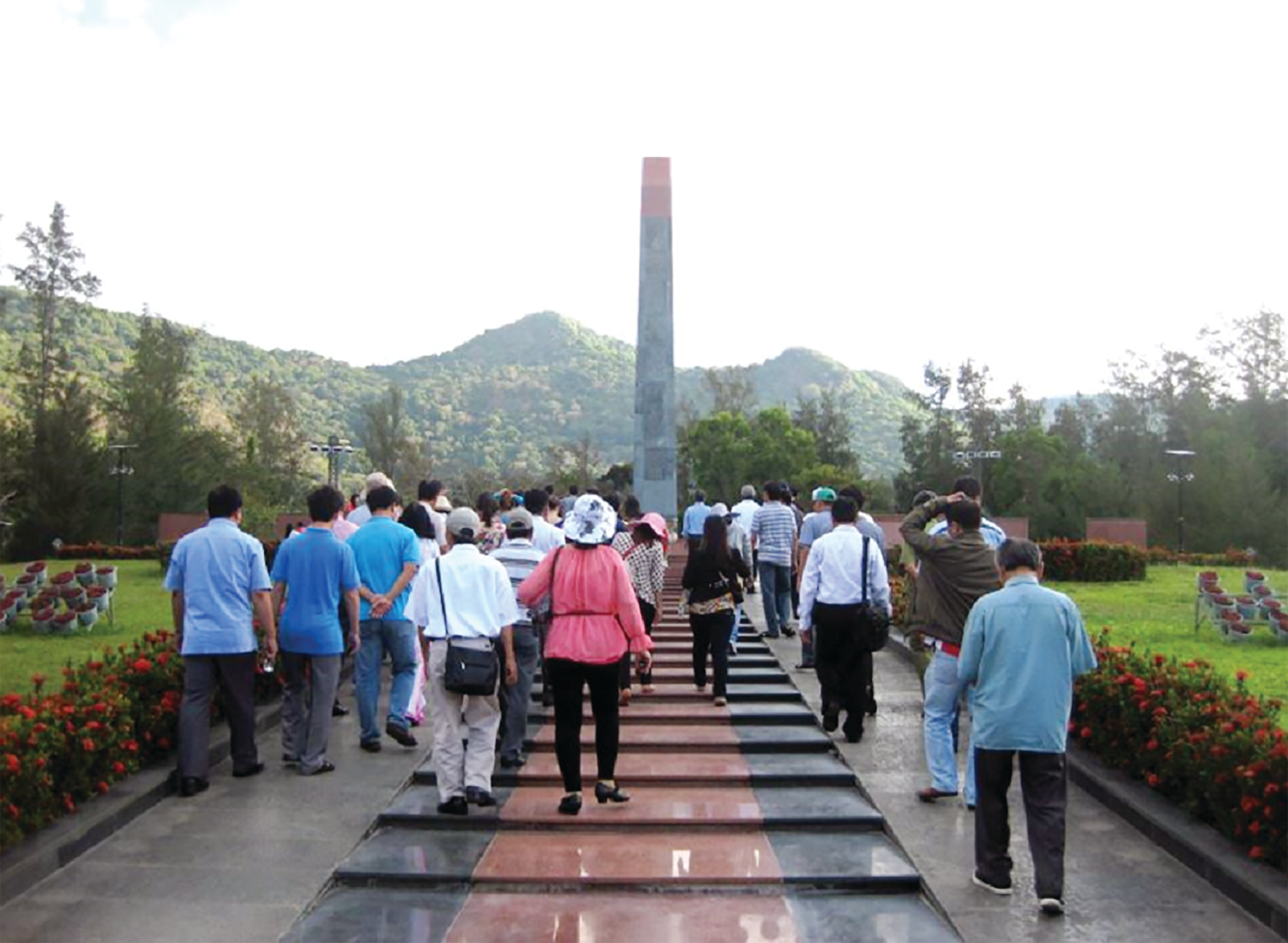 Về Côn Đảo thêm yêu Tổ quốc