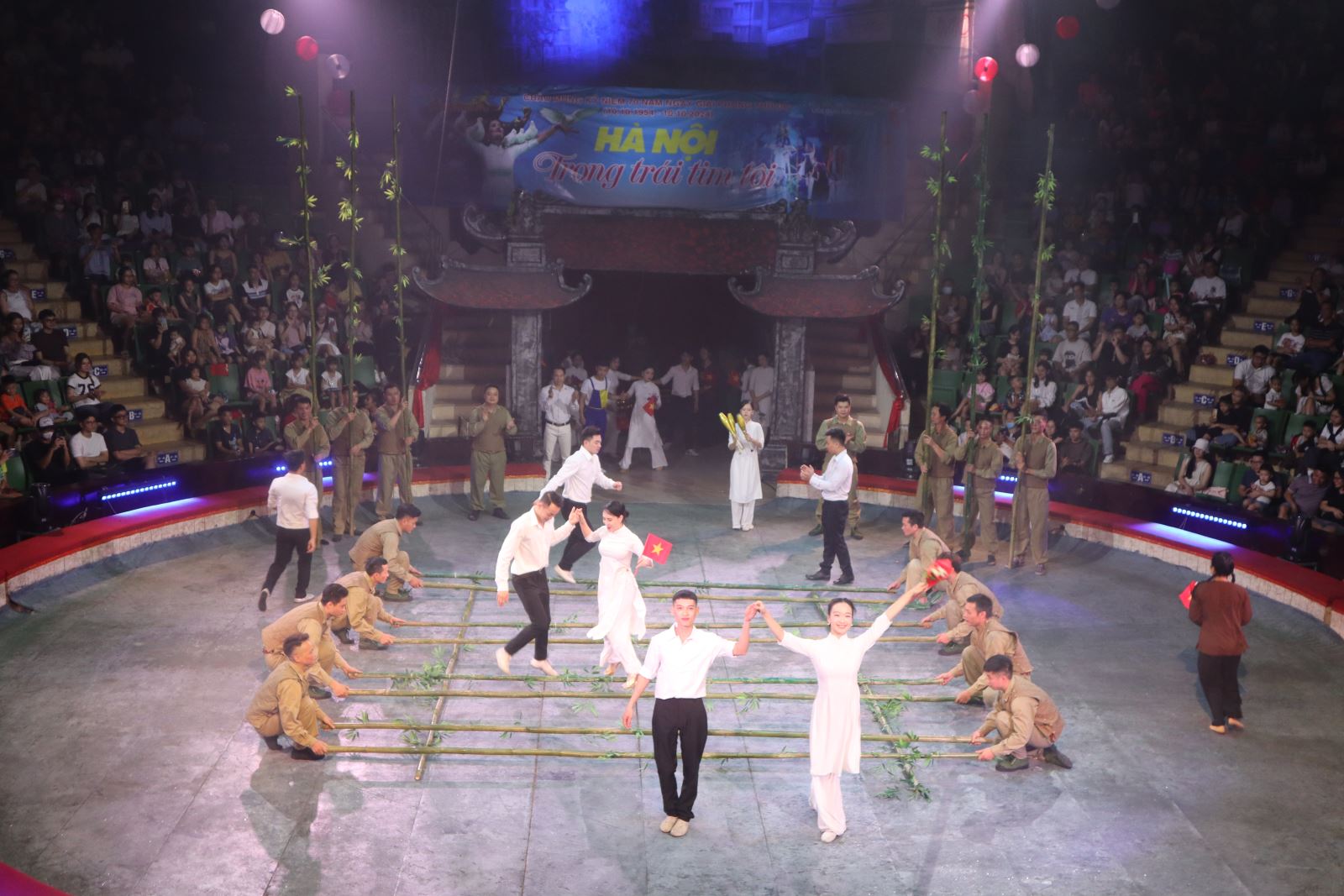 Chương trình xiếc đặc biệt "Hà Nội trong trái tim tôi" chào mừng 70 năm ngày giải phóng Thủ đô 10-10