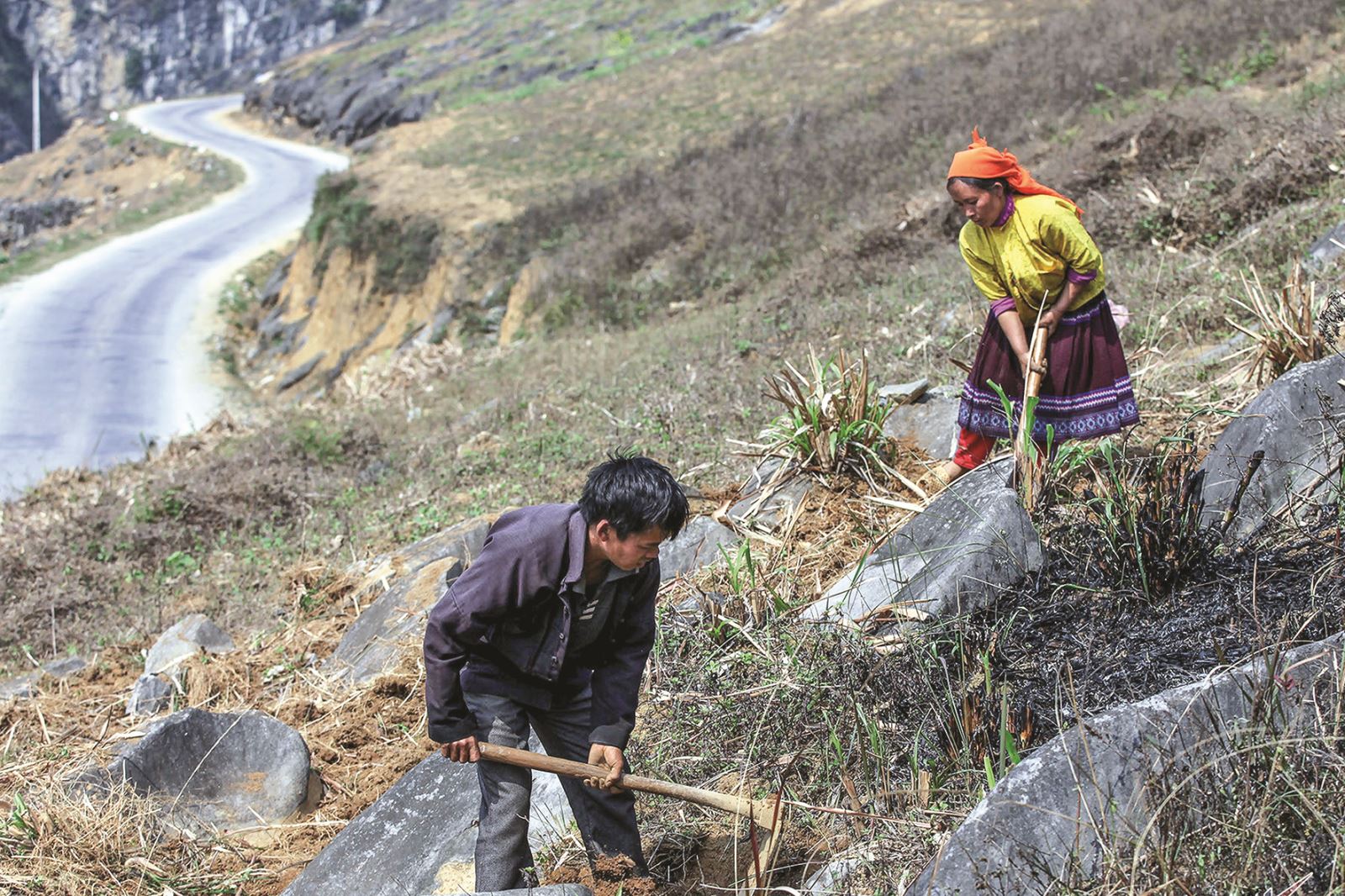 Tri thức canh tác hốc đá của cư dân bản địa vùng Cao nguyên đá
