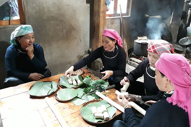 Văn hóa truyền thống của người Tày ở xã Bản Hồ (Lào Cai) với vai trò tự quản trong hoạt động kinh doanh homestay