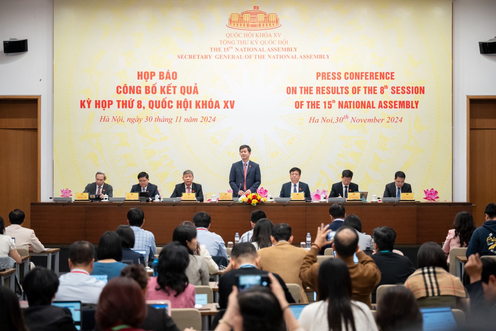 Tổng Thư ký Quốc hội Lê Quang Tùng chủ trì họp báo, công bố kết quả kỳ họp thứ 8, Quốc hội khóa XV