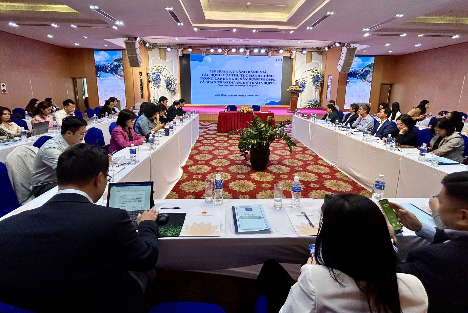 Tọa đàm về công tác cải cách hành chính và tập huấn nghiệp vụ kiểm soát thủ tục hành chính