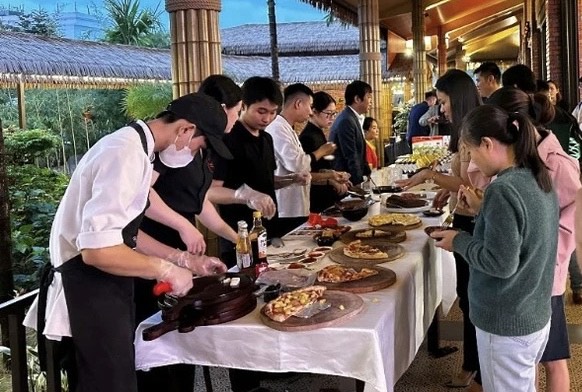 “Tận hưởng ẩm thực Đà Nẵng - Hơn cả ngon”