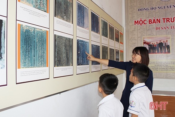 Vai trò của dòng họ trong việc kiến tạo bản sắc văn hóa địa phương (Trường hợp Gia tộc Nguyễn Huy ở Trường Lưu, Hà Tĩnh)