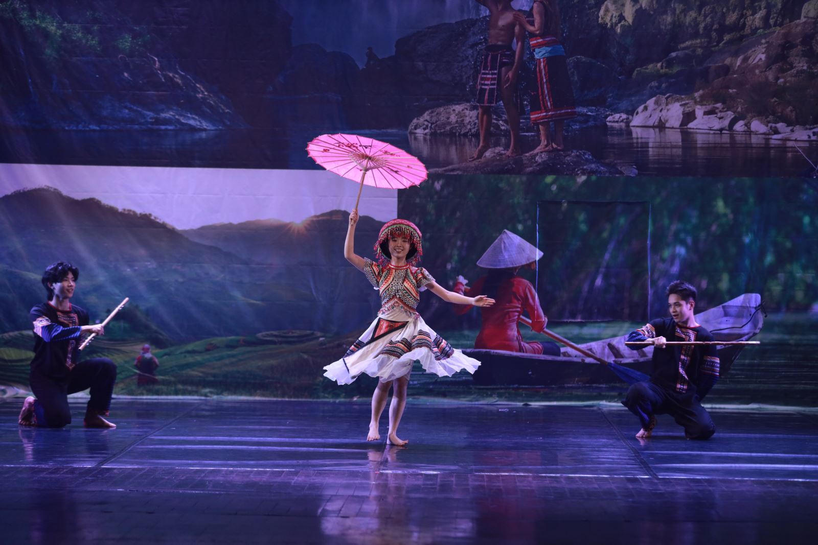 Đưa điệu múa dân gian Việt Nam vào vở ballet huyền thoại “Kẹp hạt dẻ”