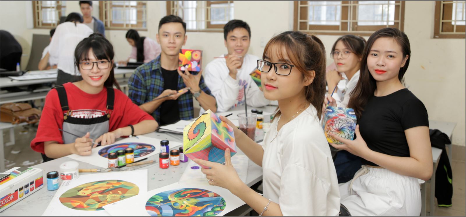 Đào tạo tài năng trẻ lĩnh vực nghệ thuật đương đại - tiếp cận từ góc độ giáo dục tại Trường Đại học Nghệ thuật, Đại học Huế