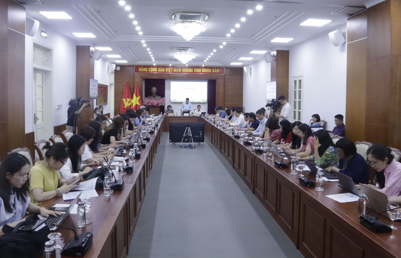Bộ VHTTDL họp báo thường kỳ Quý I năm 2025: Giải đáp nhiều vấn đề "nóng" đang được dư luận quan tâm