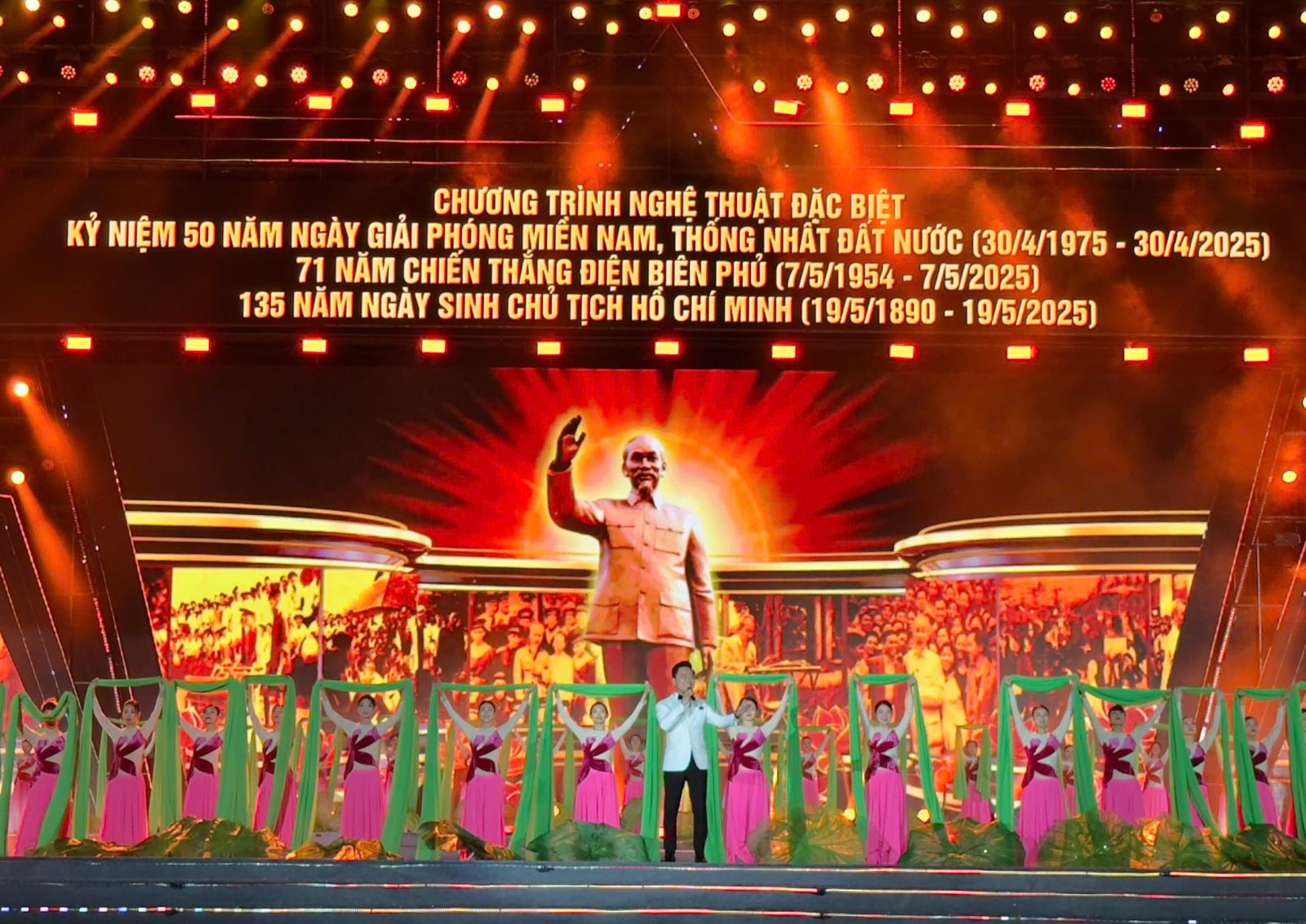 Chương trình nghệ thuật "Non sông gấm vóc – Một dải vinh quang": ôn lại những trang sử vẻ vang của dân tộc