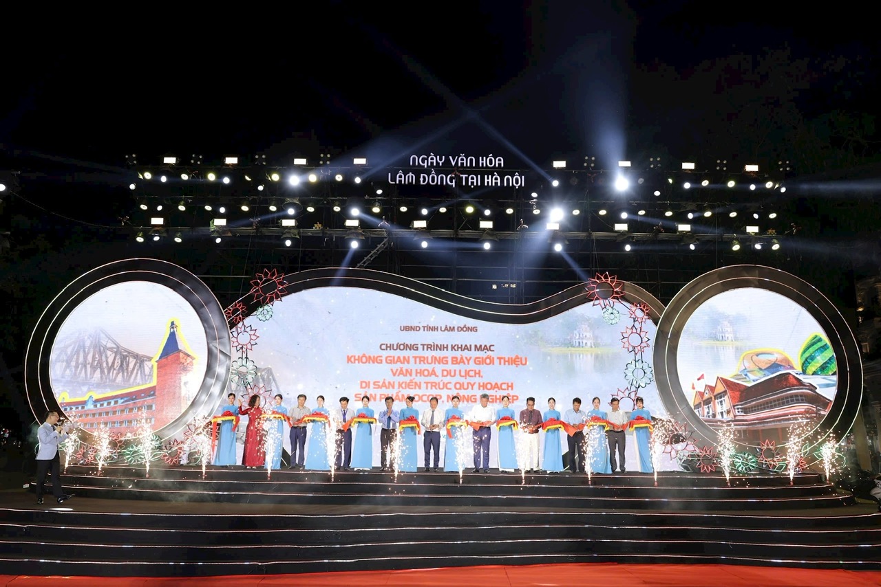 Thưởng thức không gian văn hoá, du lịch tỉnh Lâm Đồng tại Hà Nội