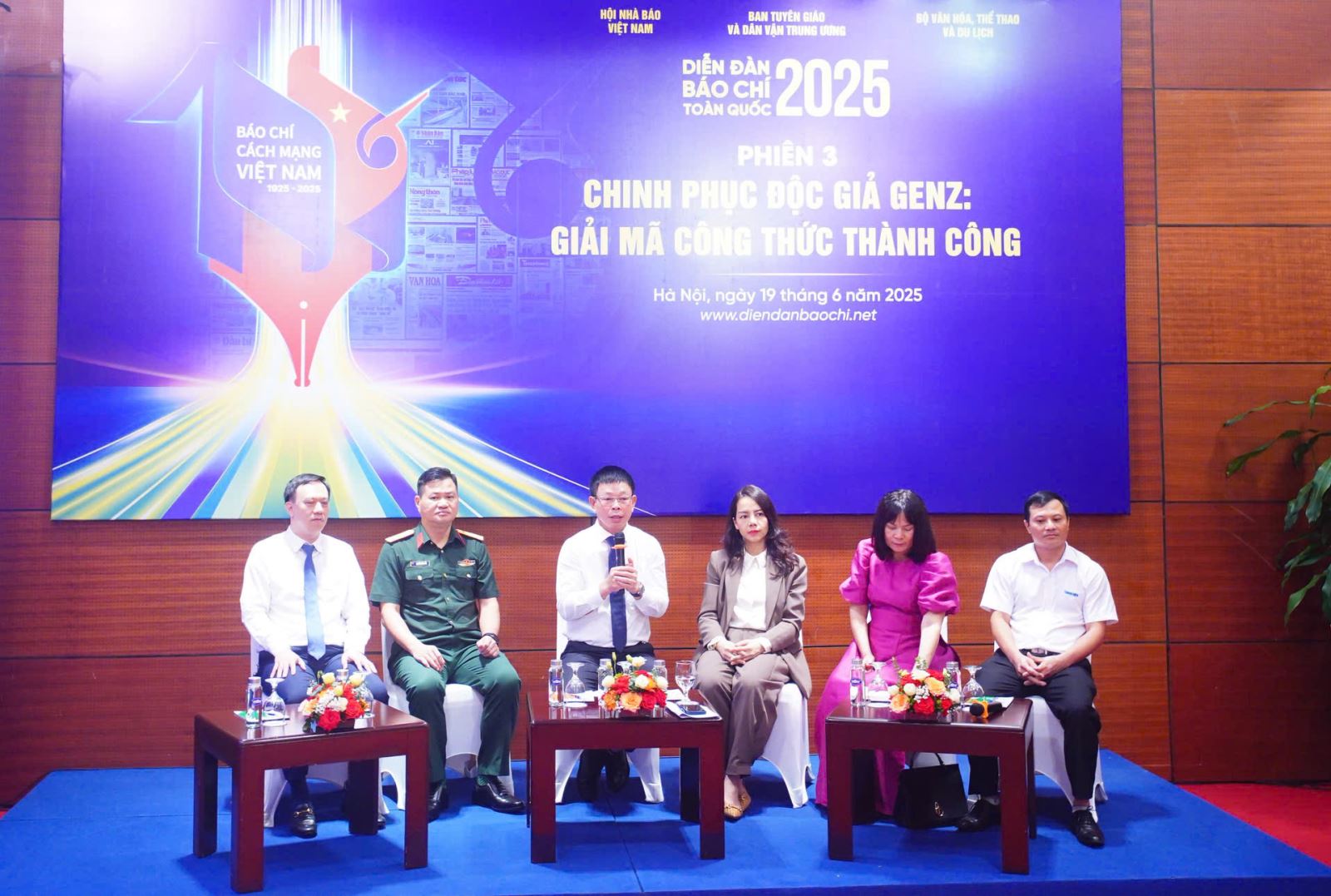 Báo chí làm thế nào để chinh phục độc giả Gen Z?